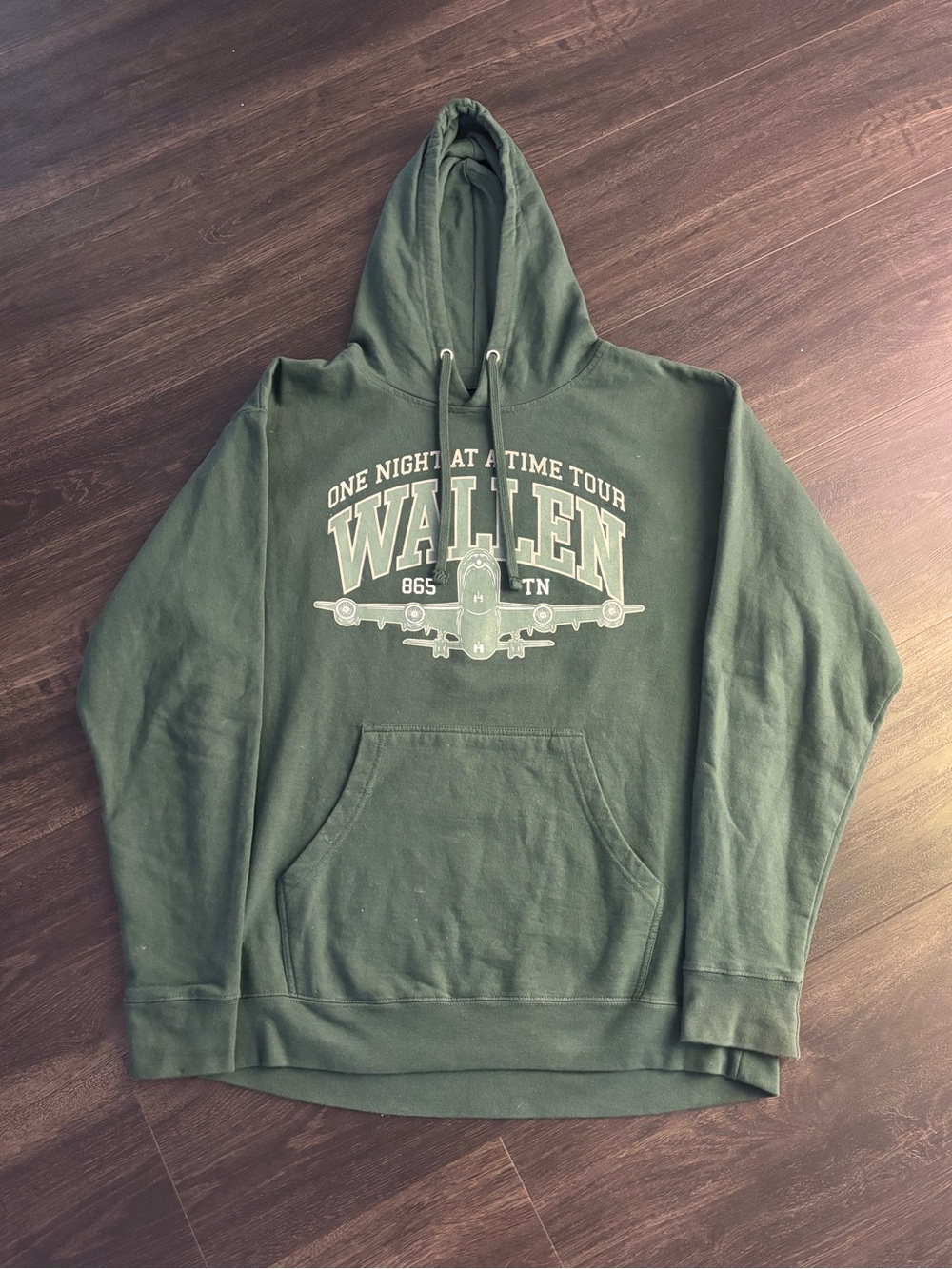 Morgan Wallen Mens Hoodie Sz L One Night At A Time World Tour Pullover Country